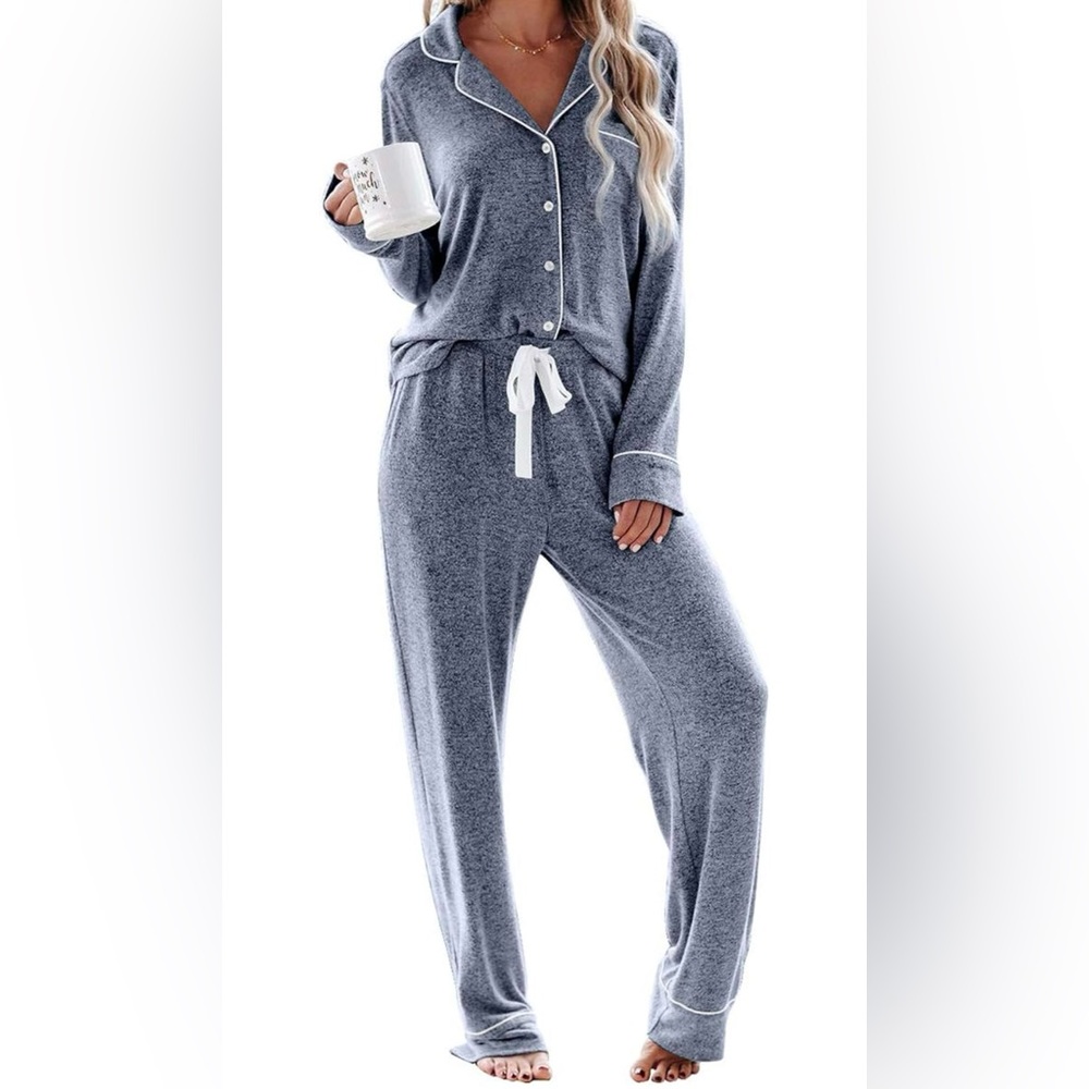 NWOT - Women’s Pajama Lounge Set